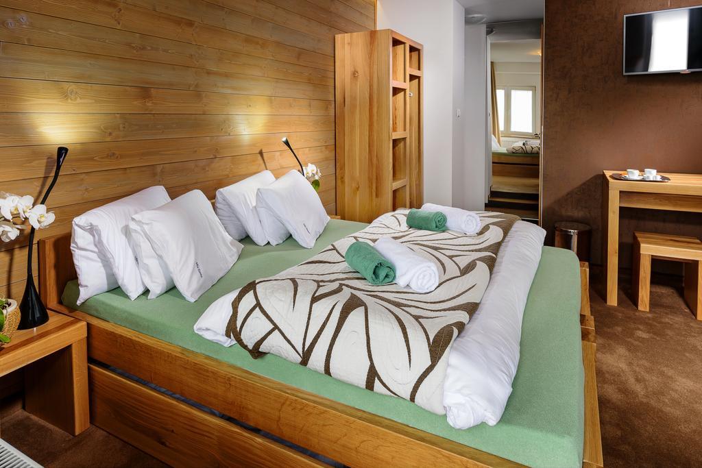 Vila Emma Strbske Pleso ภายนอก รูปภาพ